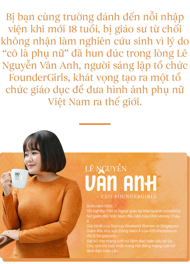 Lê Nguyễn Vân Anh: Từ cô bé nhút nhát trở thành tiến sĩ ngoại giao năm 26 tuổi - Ảnh 1.